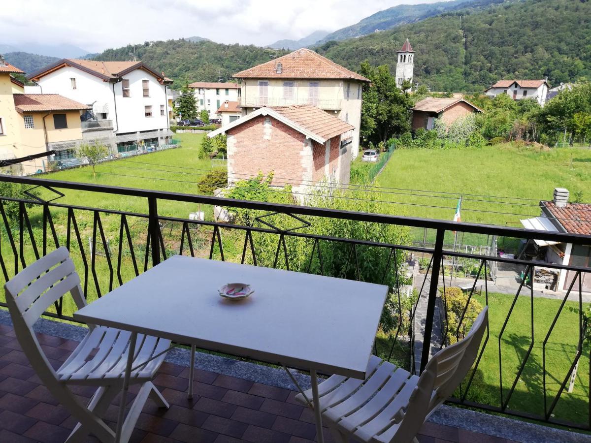 La Rosa Rossa Apartment Cambiasca Luaran gambar