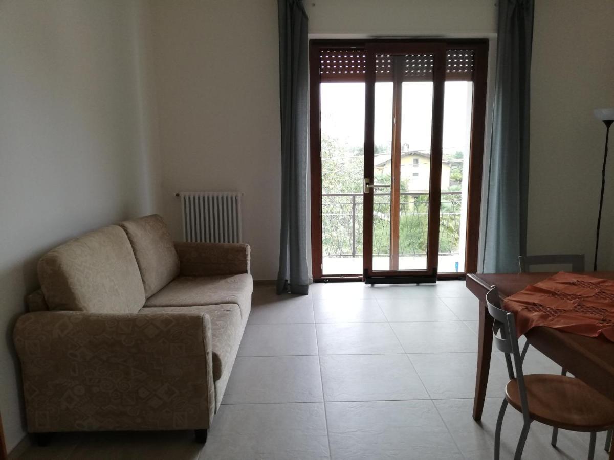 La Rosa Rossa Apartment Cambiasca Luaran gambar