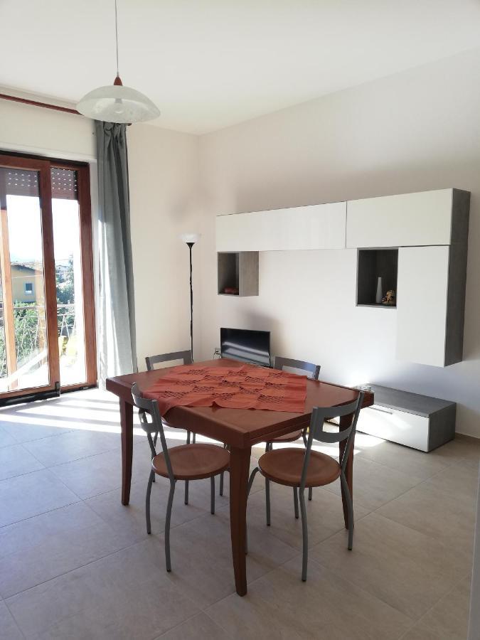 La Rosa Rossa Apartment Cambiasca Luaran gambar
