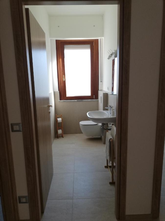 La Rosa Rossa Apartment Cambiasca Luaran gambar