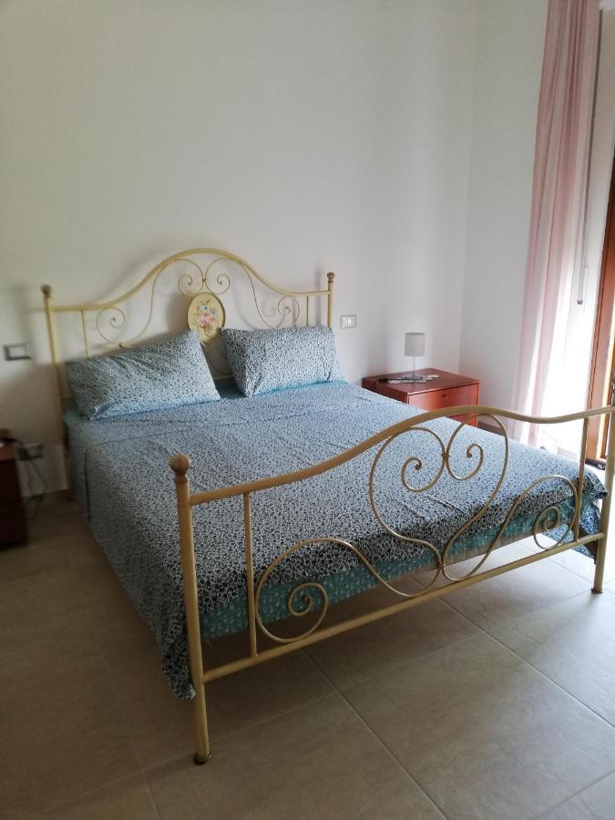 La Rosa Rossa Apartment Cambiasca Luaran gambar