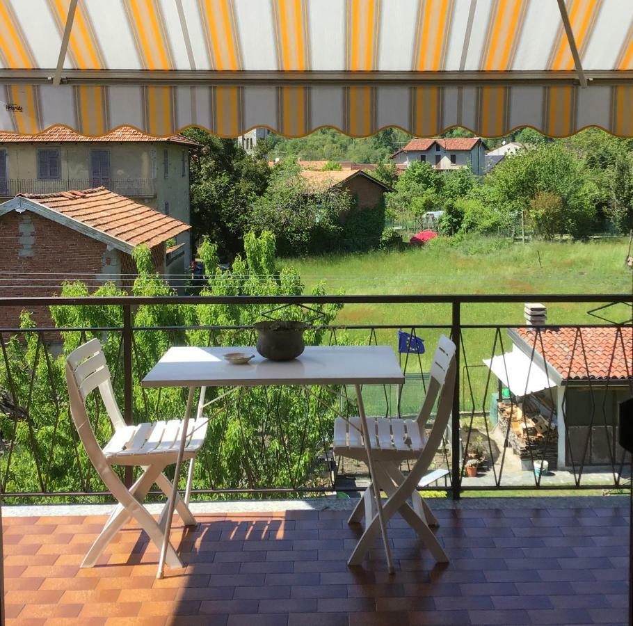La Rosa Rossa Apartment Cambiasca Luaran gambar